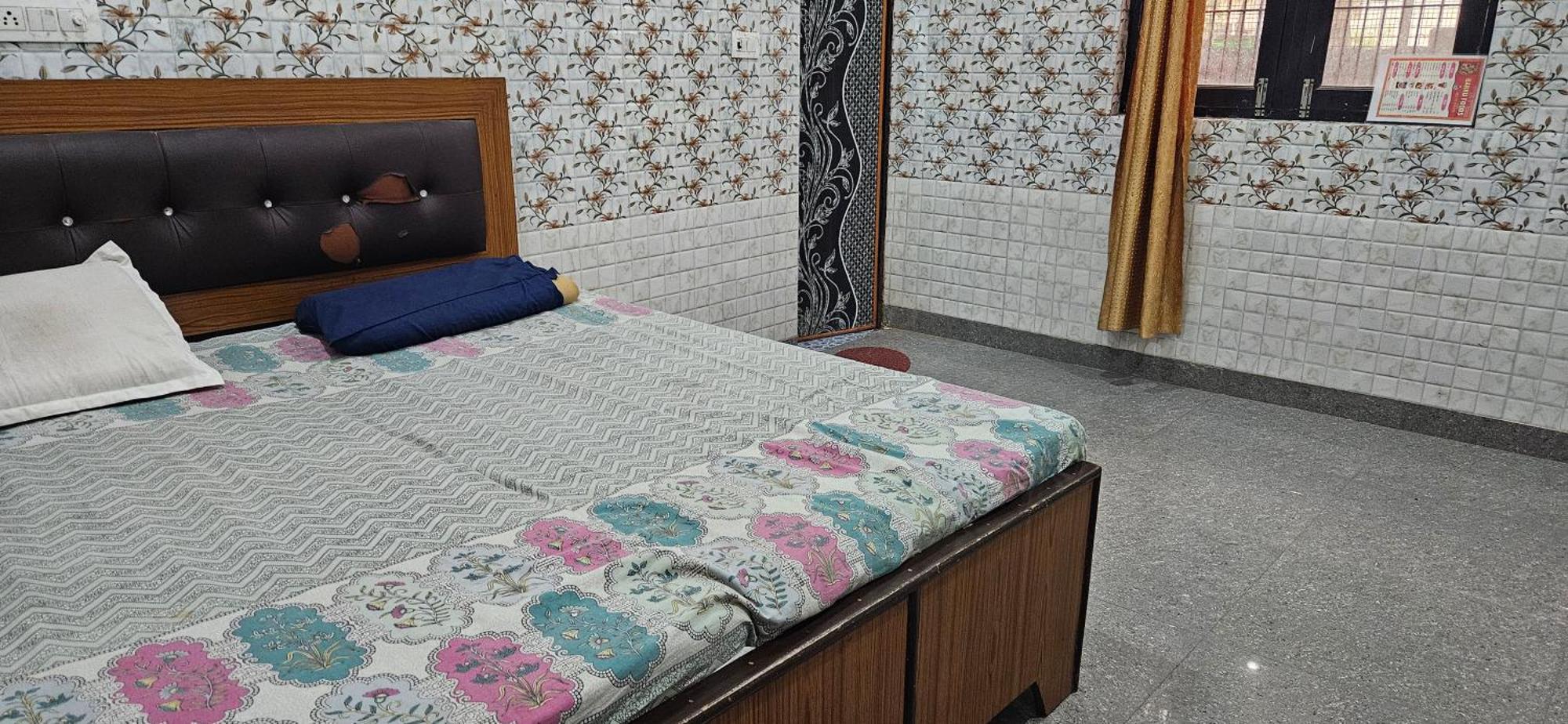 Shri Jagannath Dham Hotel Vrindāvan Buitenkant foto